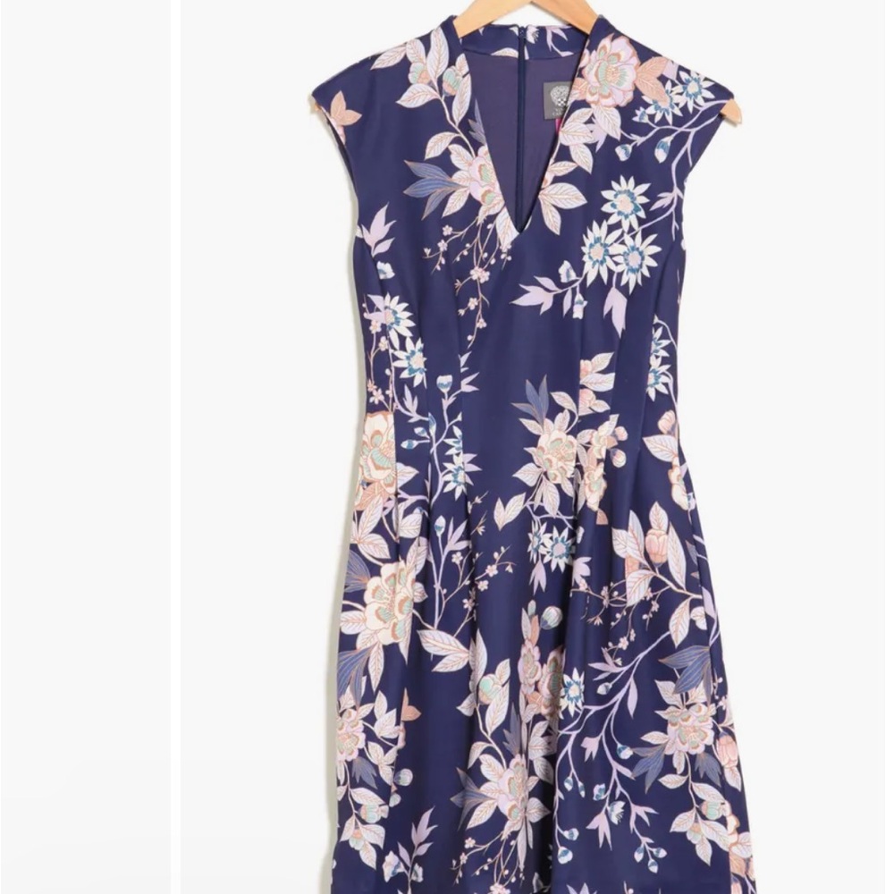 NWT Vince Camuto Fit and Flare Scuba Dress